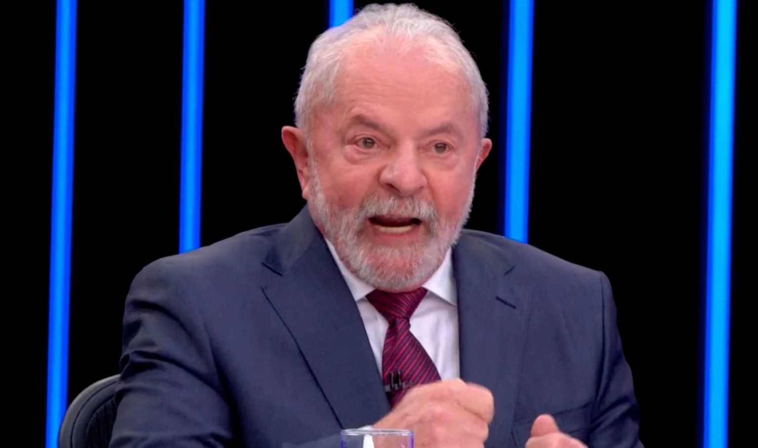 Lula não consegue superar audiência…