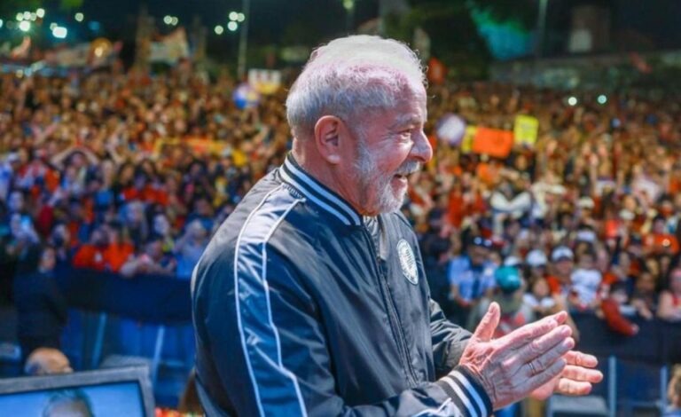 Lula mente ao dizer que…