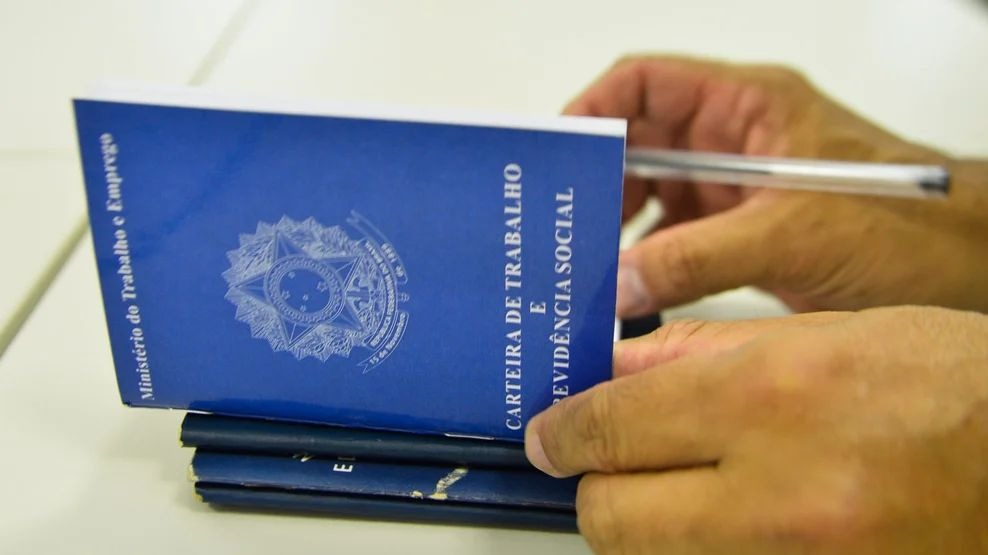 Brasil criou 278.638 empregos em…