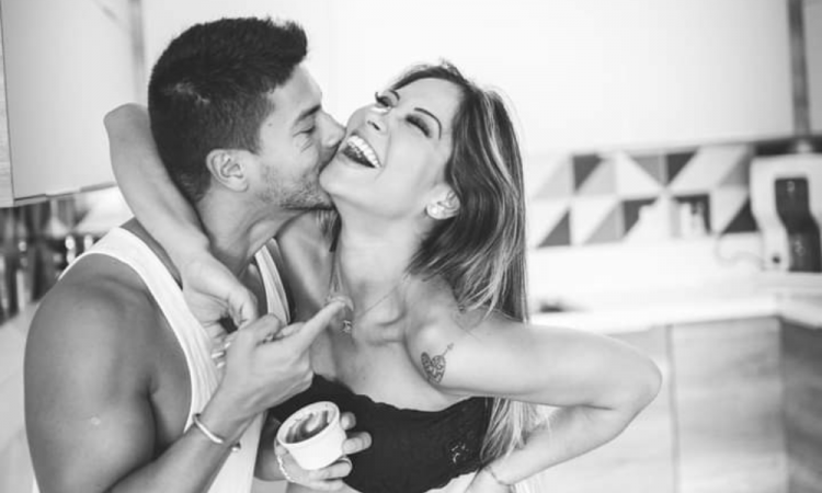 Maíra Cardi anuncia fim do casamento com Arthur Aguiar