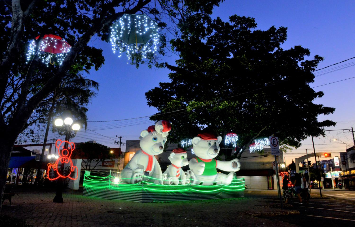 Prefeitura de Indaiatuba divulga os horários de funcionamento dos comércios locais em dezembro