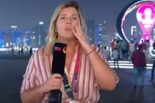 Polícia do Catar pede que repórter furtada no país decida punição para ladrão