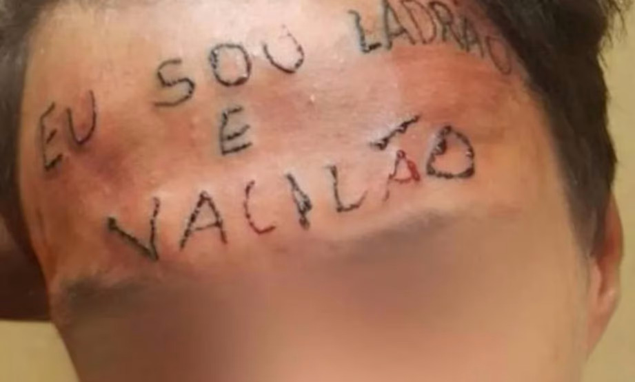 Homem que teve testa tatuada com frase “sou ladrão e vacilão” volta a ser preso em SP