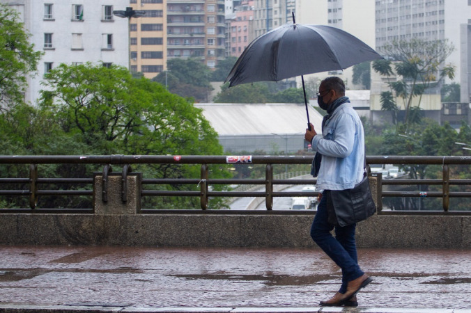 Defesa Civil alerta para chuvas fortes em São Paulo a partir desta terça-feira