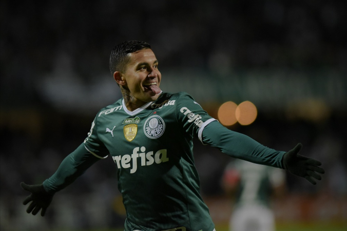 Dudu entra no top 3 de jogadores com mais taças pelo Palmeiras; veja ranking