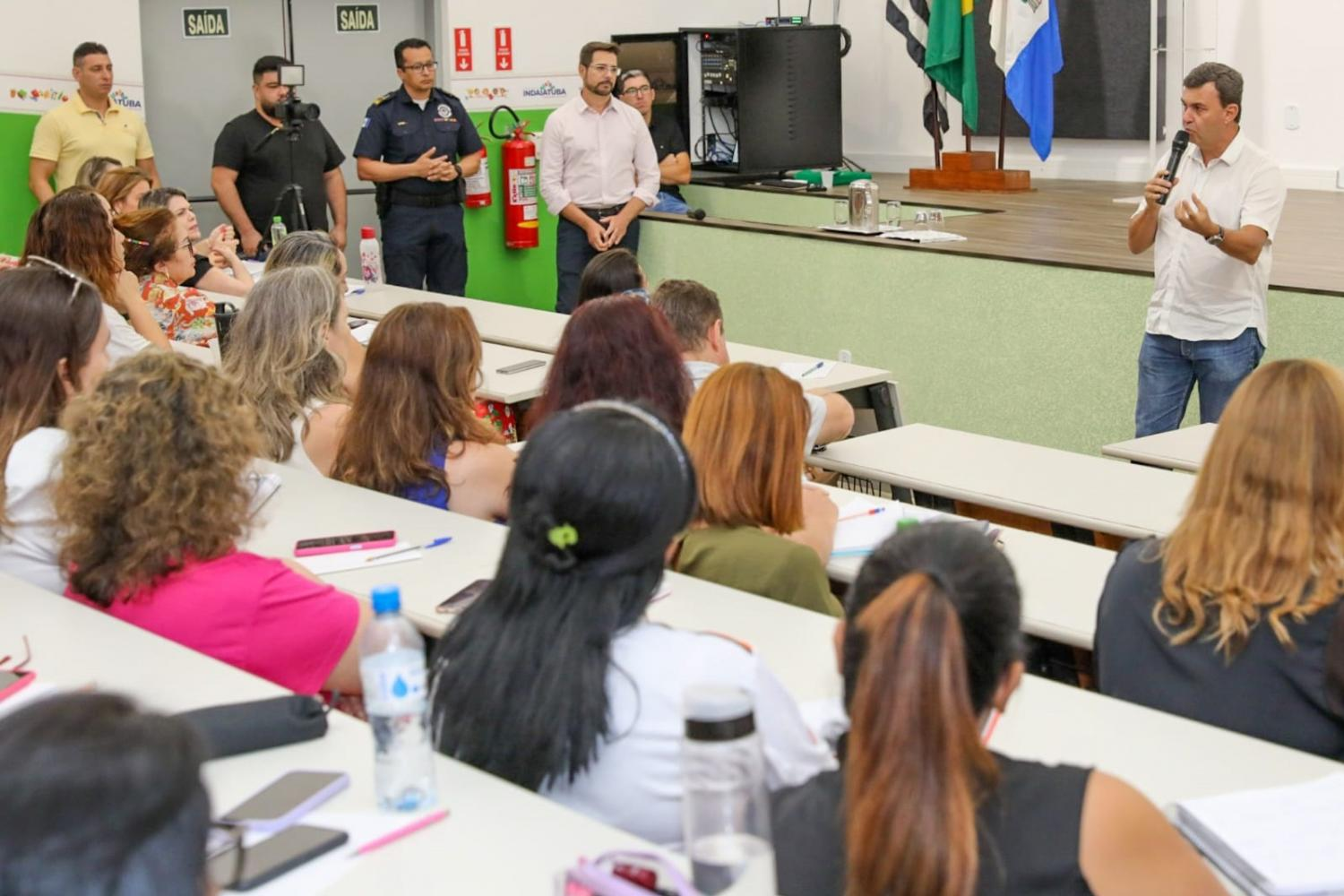 Prefeito Nilson Gaspar anuncia medidas para reforçar a segurança nas escolas