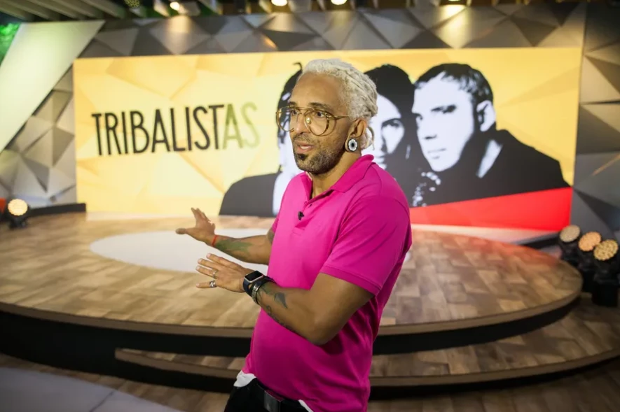 TV Globo mira altos salários e demite diretor do “Fantástico”
