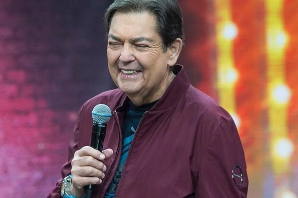 “Vou parar um bom tempo”, diz Faustão após saída da Band