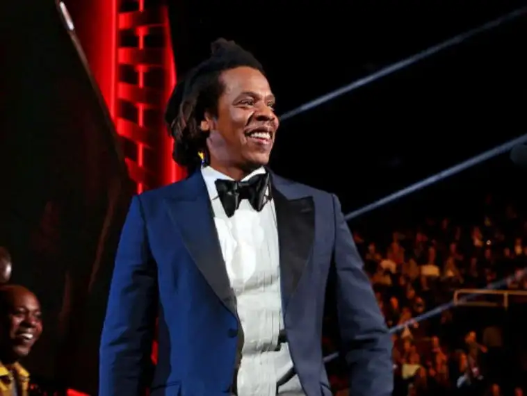 Jay-Z deve vir ao Brasil para lançar agência de marketing esportivo, diz jornalista