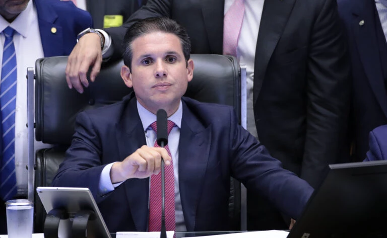 Hugo Motta fala sobre IOF:…