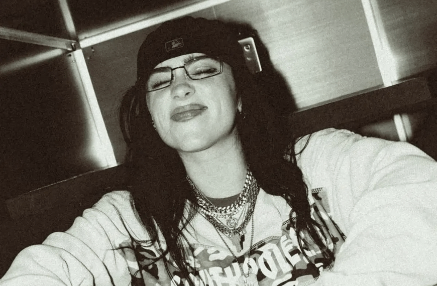 Billie Eilish: “BIRDS OF A…