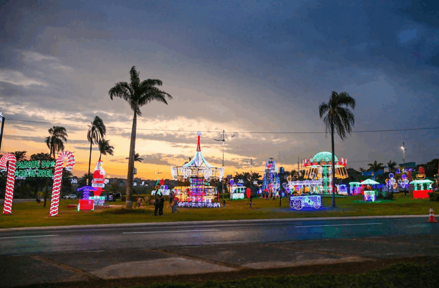 Prefeitura acende decoração de Natal&hellip;