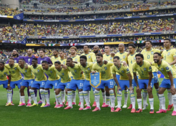 Projeto quer proibir jogadores que atuam fora do Brasil na Seleção