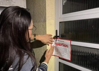Clínica de estética clandestina é interditada após ação da Vigilância Sanitária e Taxas e Posturas