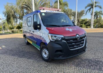 Nova ambulância amplia estrutura do transporte sanitário aos pacientes da Saúde Municipal