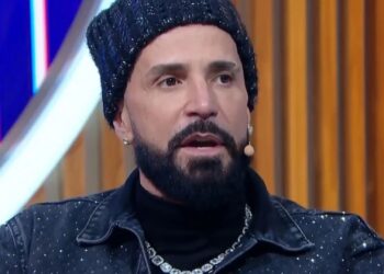 Ex de Latino consegue medida protetiva após acusações de agressão