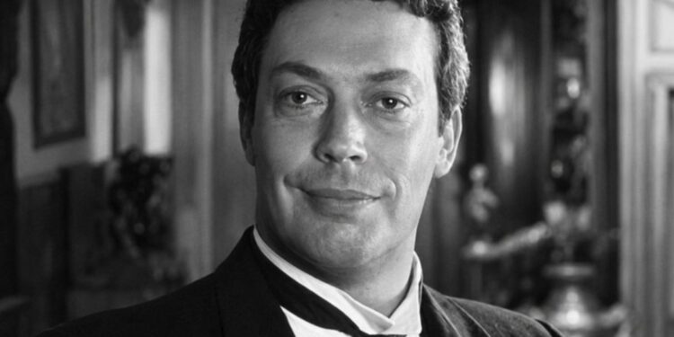 Morre aos 80 anos Tim Curry, ator de clássicos como ‘It’ e ‘Esqueceram de Mim’