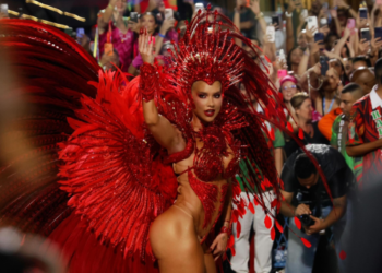 Virginia Fonseca deixa posto de rainha de bateria da Grande Rio: “Não foi uma decisão fácil”