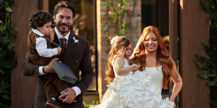 Viih Tube ameaça processar banda famosa que deu ‘calote’ em seu casamento