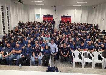 Fiec realiza Aula Inaugural e recepciona cerca de 400 alunos no início do segundo semestre