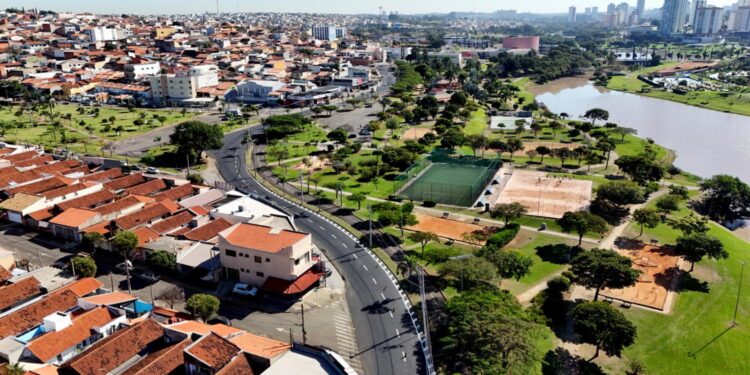 Secretaria de Obras e Vias Públicas conclui recapeamento de primeiro trecho da Marginal do Parque