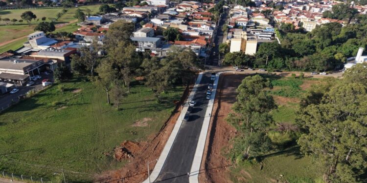 Prefeitura promove readequação no trânsito do Jardim Paraíso para melhorar a fluidez viária