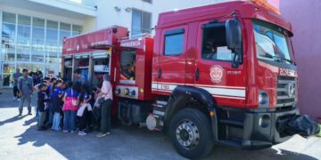 Alunos da Rede Municipal participam de formatura do Programa Bombeiro na Escola