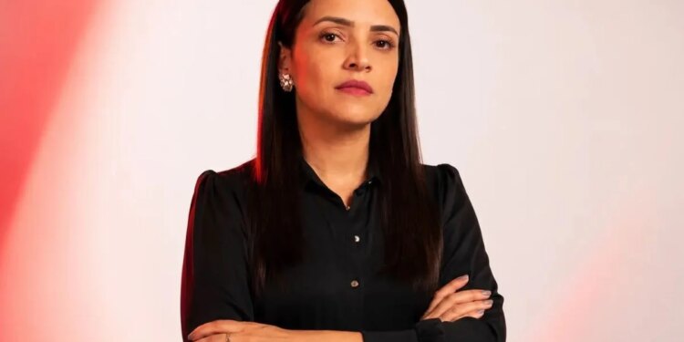 Produtora de Dark Horse se negou a dar senha do celular à polícia