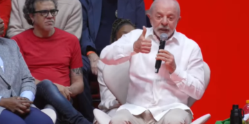 Lula chama bets de ‘lavagem de dinheiro’ e diz que dará fim às apostas
