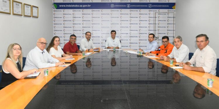 Prefeito Dr. Cústódio cria Comitê Municipal de Gerenciamento de Crise para ações integradas