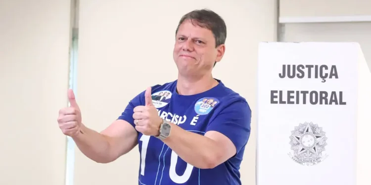Tarcísio vence na maioria das zonas eleitorais da cidade de São Paulo