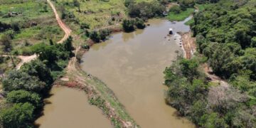 Saae realiza limpeza no Ribeirão Piraí e aumenta capacidade de captação