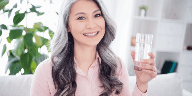 Calor na menopausa: por que o corpo parece “esquentar do nada”?